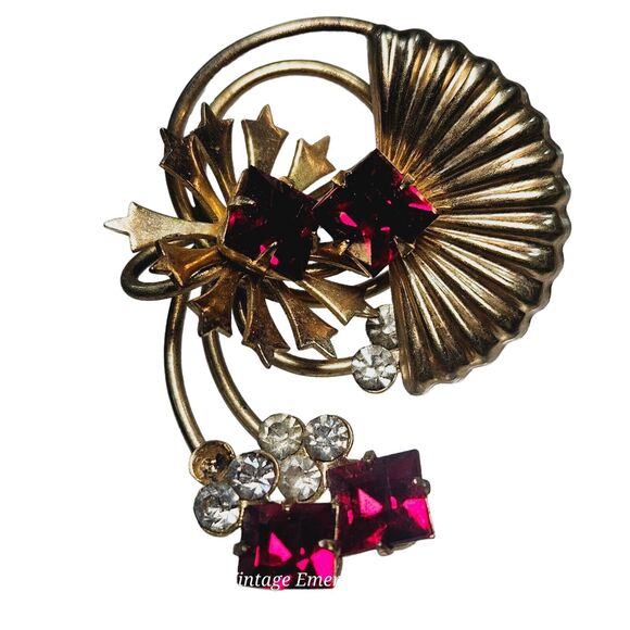 Vtg MCM Art Deco Floral Fan Brooch Red Rhinestones Goldtone Metal Pin Swirl Read - Picture 6 of 12